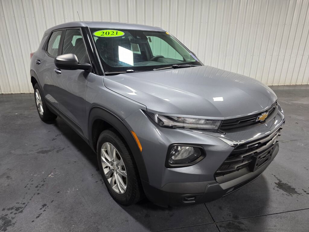 Used 2021 Chevrolet TrailBlazer LS AWD/4WD image 2