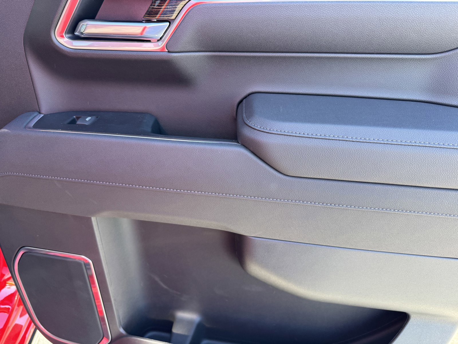 New 2026 GMC Sierra 1500 Elevation w/ Preferred Package image 10