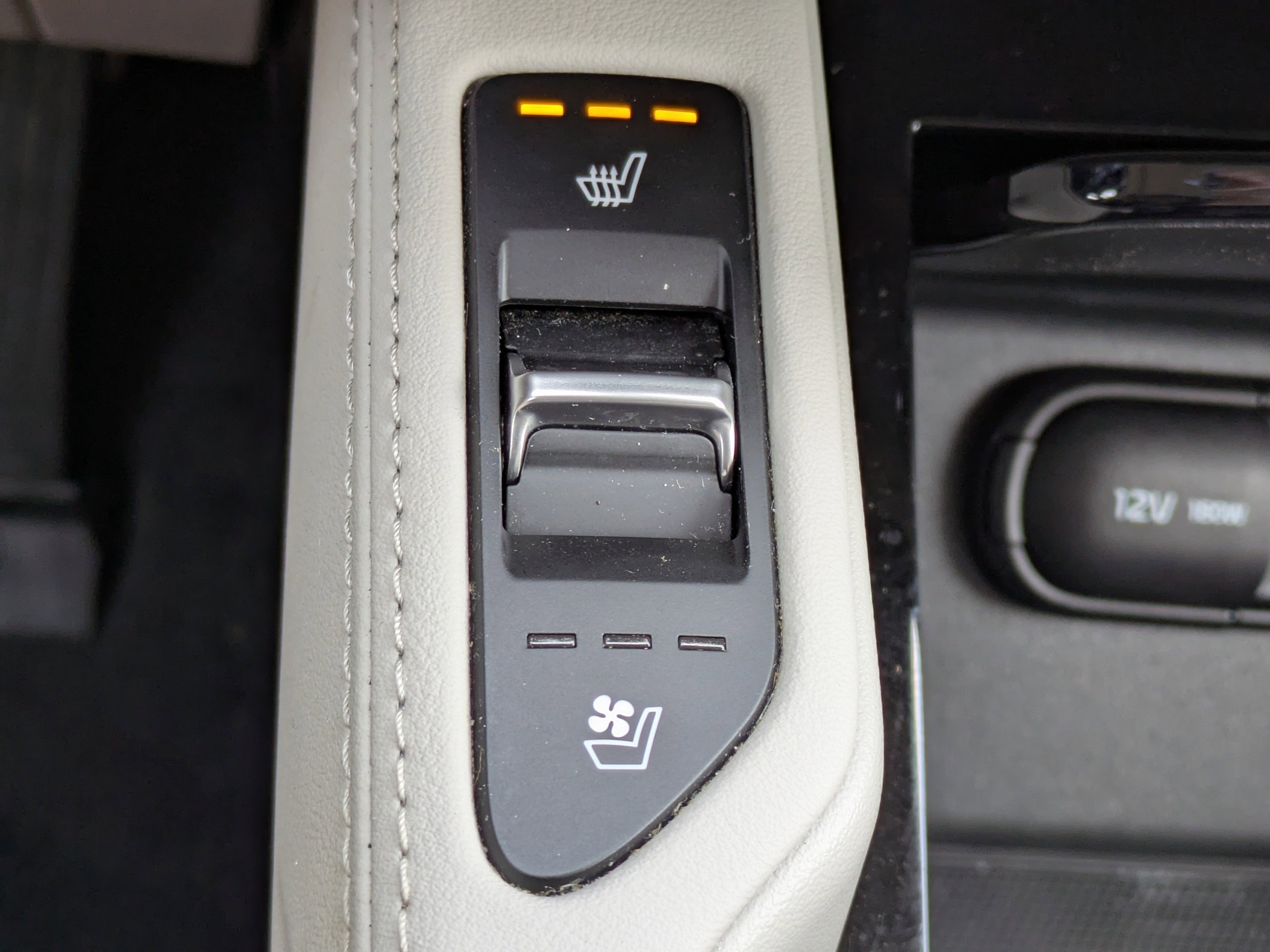 Used 2021 Kia Telluride EX image 30