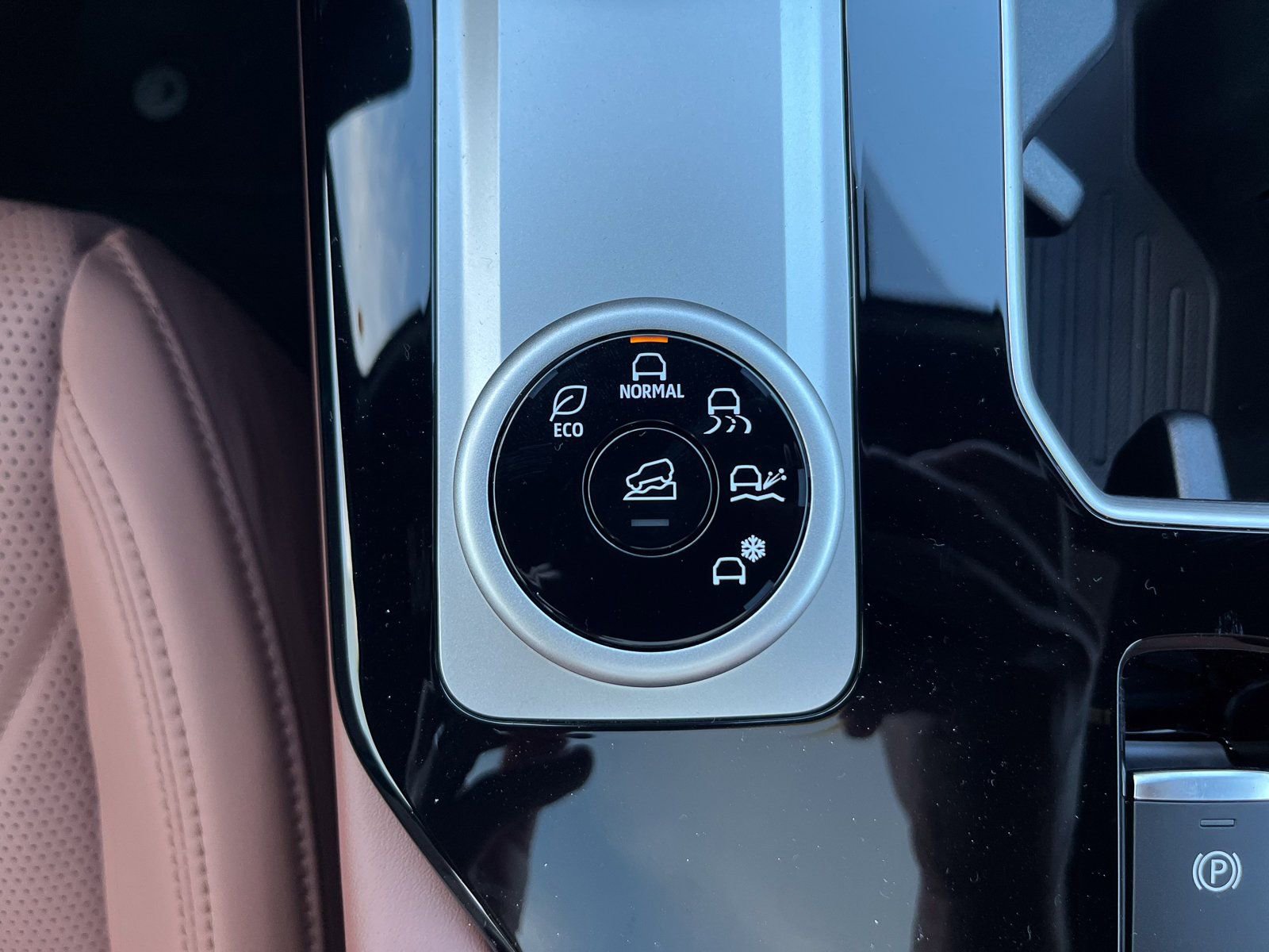 New 2026 Mitsubishi Outlander SEL image 20