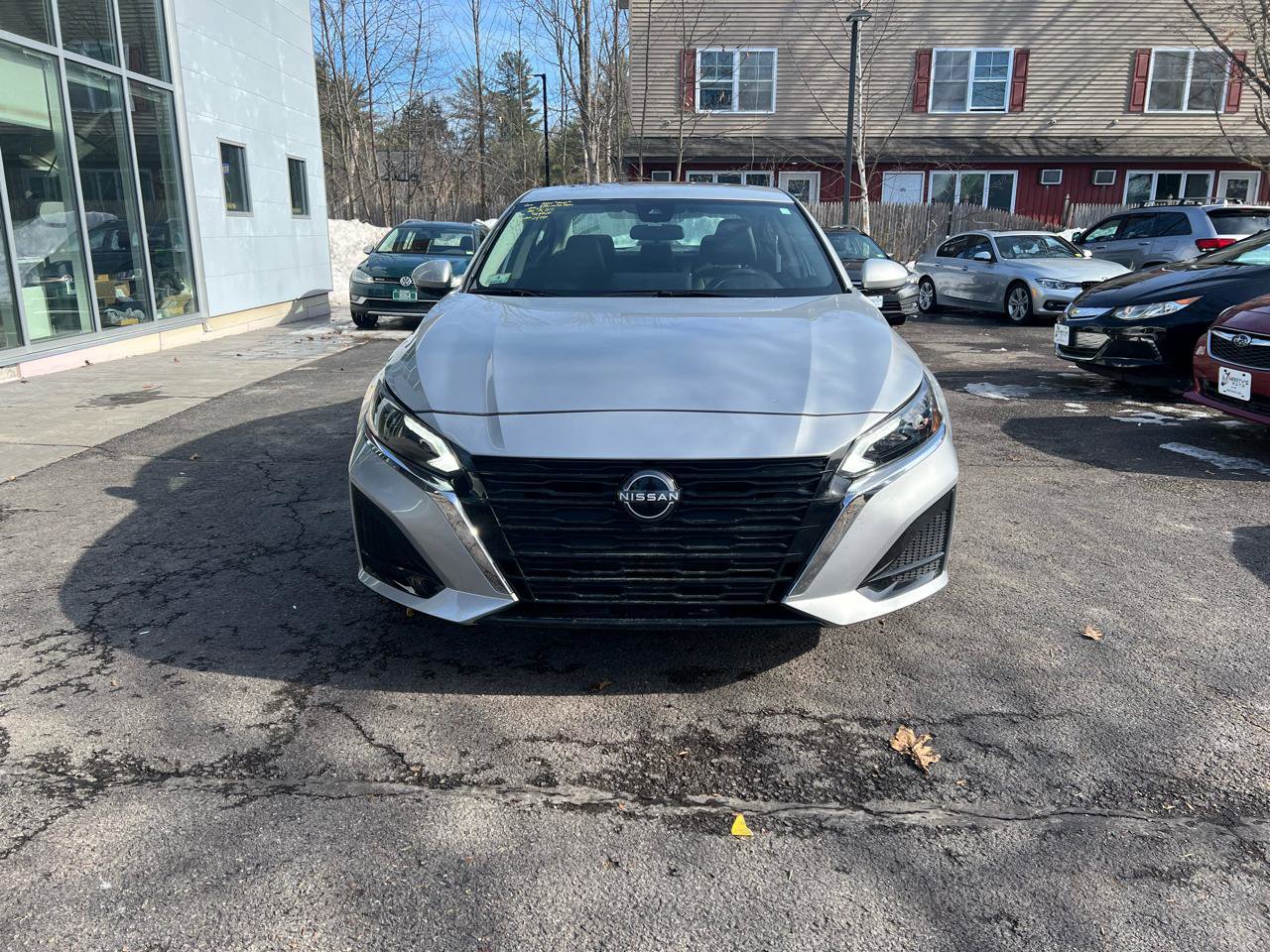 Used 2024 Nissan Altima 2.5 SL AWD/4WD image 8