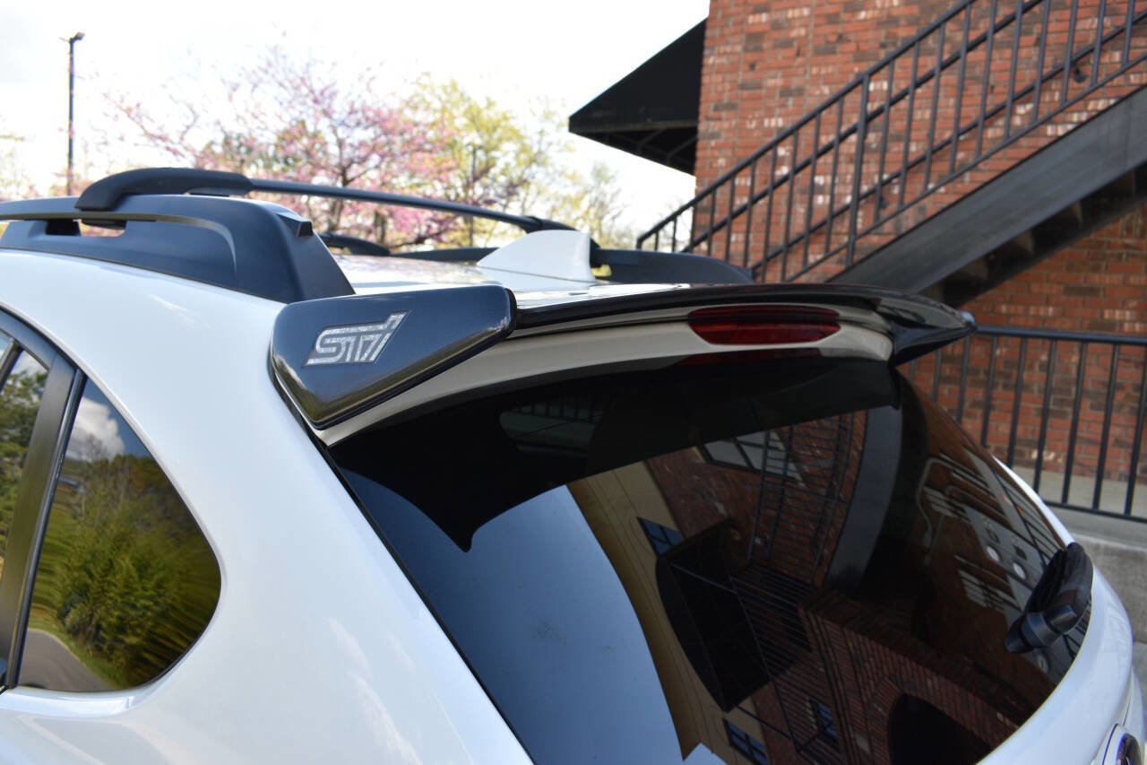 Used 2017 Subaru Crosstrek 2.0i Premium w/ 17" Wheel Sport Package image 33