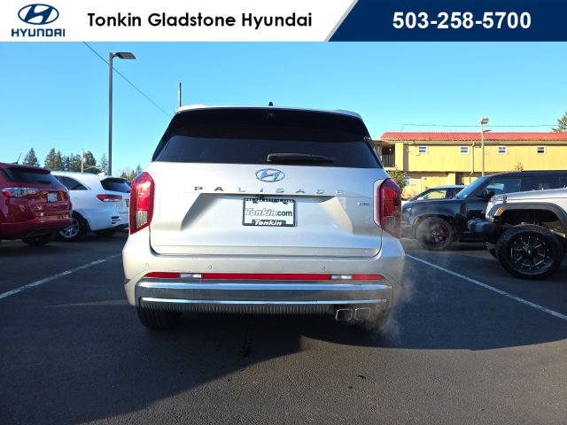 Used 2024 Hyundai Palisade Calligraphy image 6