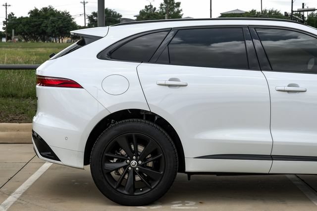 Used 2026 Jaguar F-PACE R-Dynamic S AWD/4WD image 8