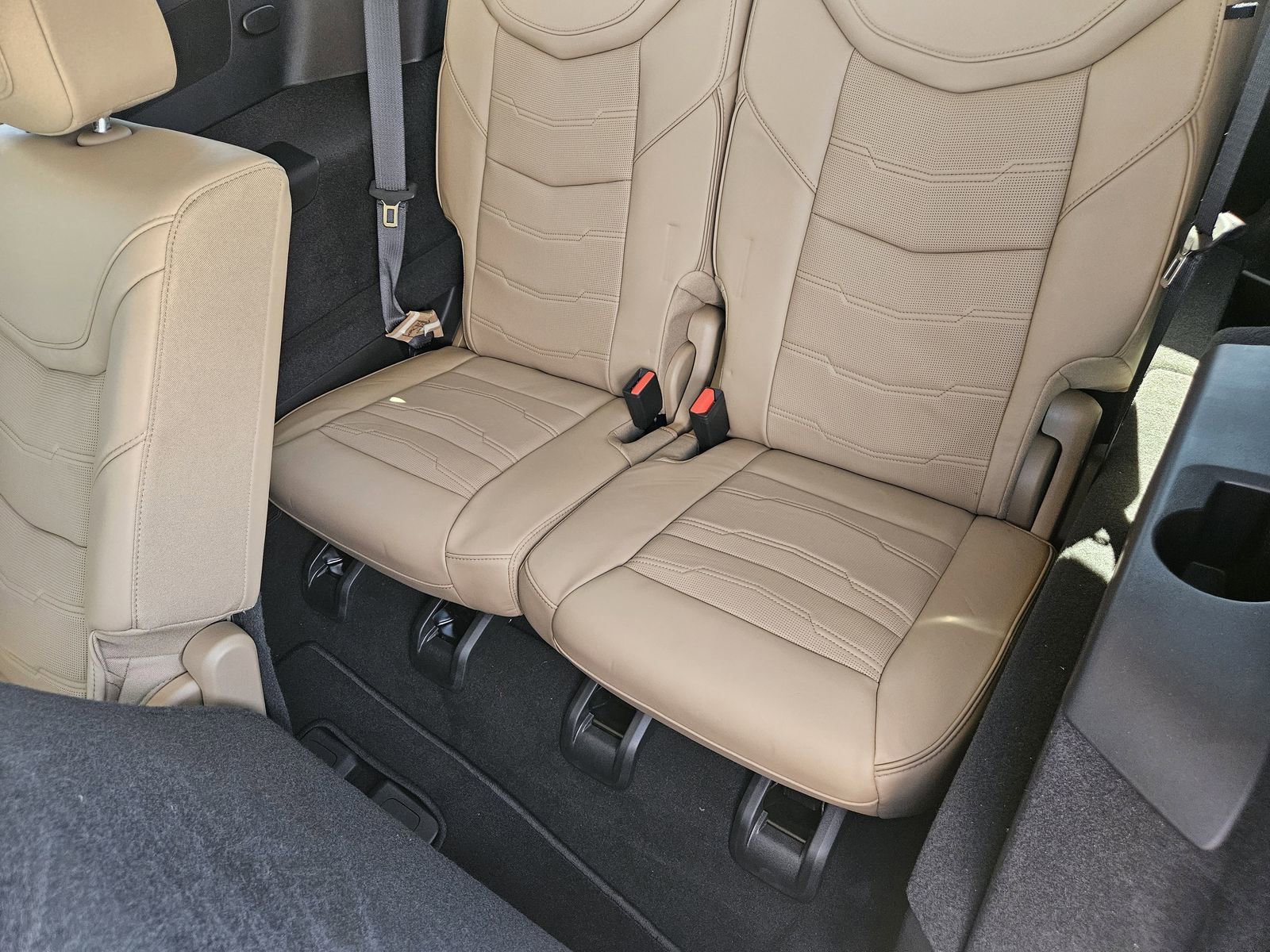 Certified 2023 Cadillac XT6 Premium Luxury w/ Platinum Package image 36