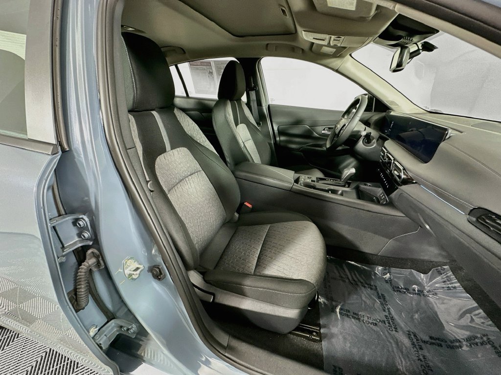Certified 2026 Nissan Sentra SV w/ SV Convenience Package FWD image 37