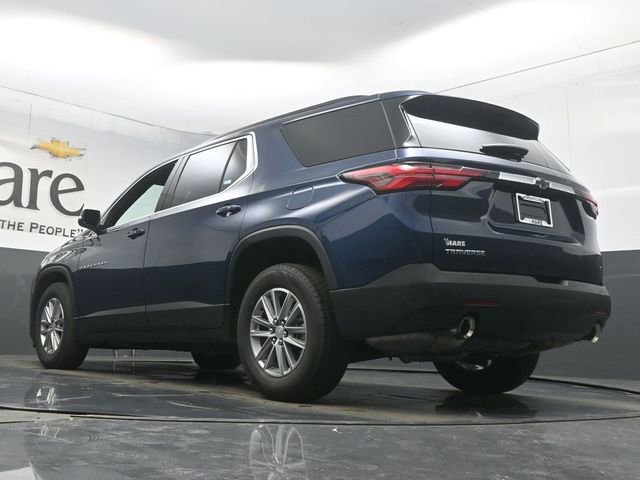 Used 2023 Chevrolet Traverse LT image 5