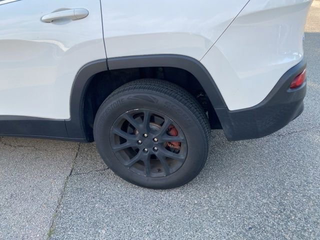 Used 2015 Jeep Cherokee Latitude image 12