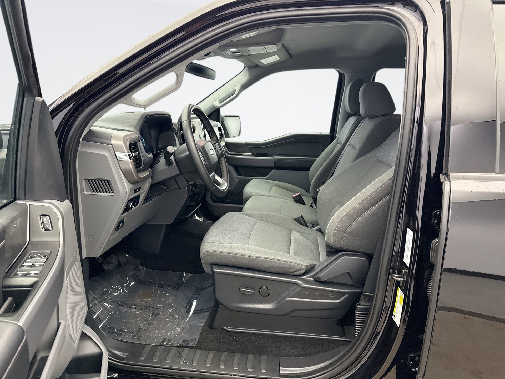 Used 2025 Ford F150 XLT w/ Equipment Group 301A Standard image 10