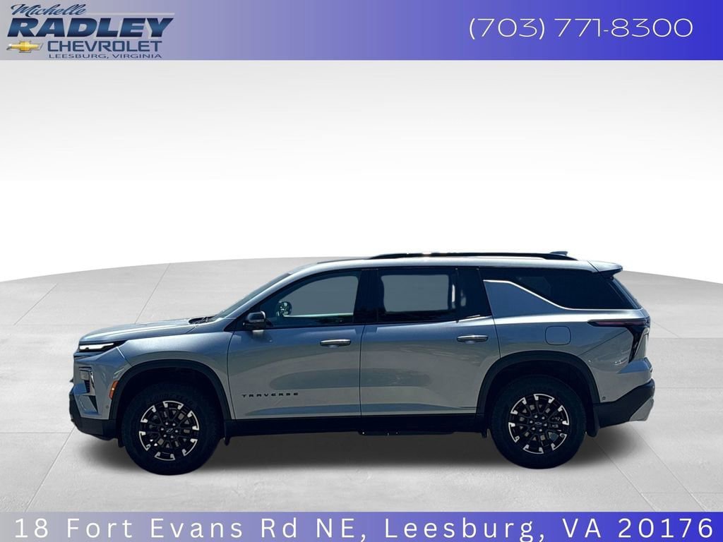 Used 2024 Chevrolet Traverse Z71 w/ Enhanced Driving Package AWD/4WD image 2