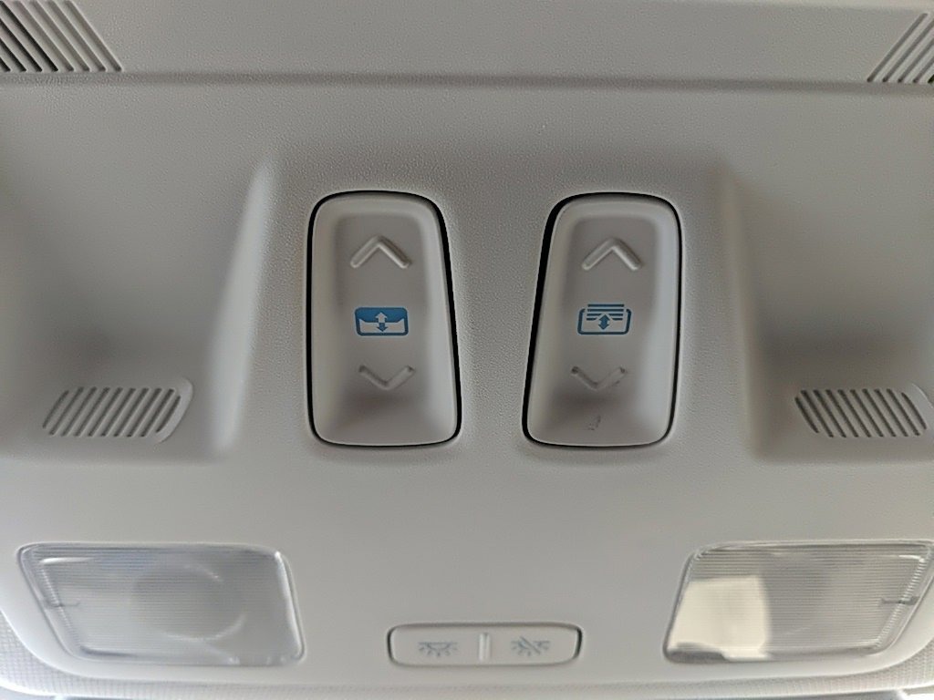 Certified 2022 Ford Escape Titanium w/ Class II Trailer Tow Package image 27