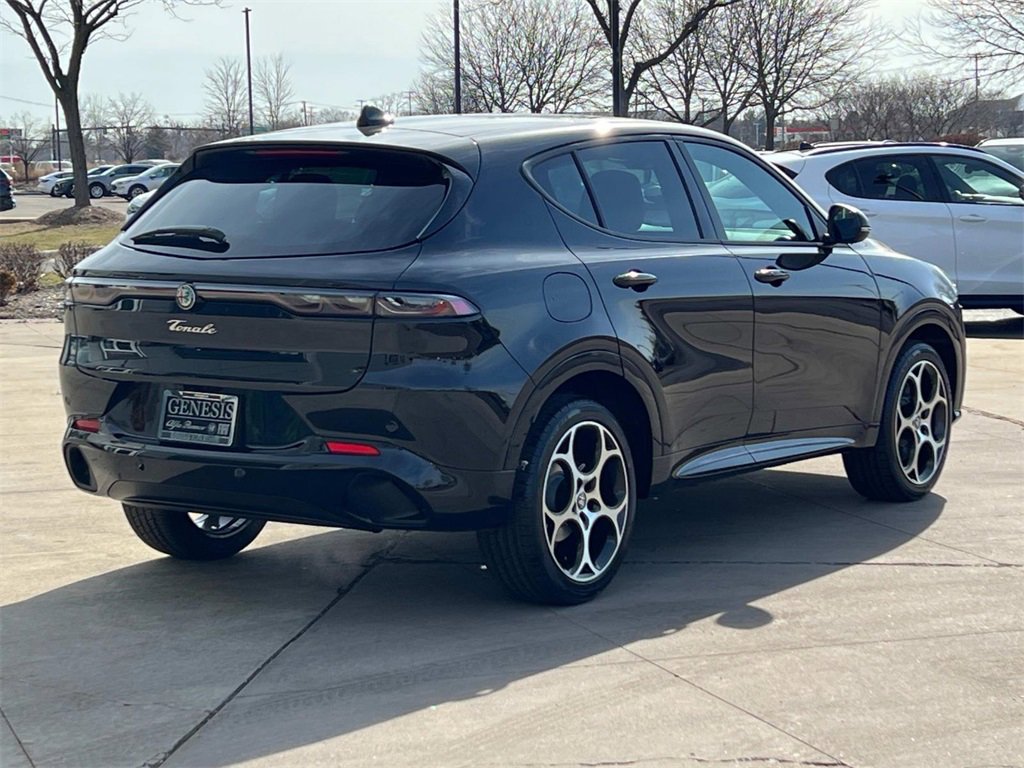 New 2025 Alfa Romeo Tonale image 5