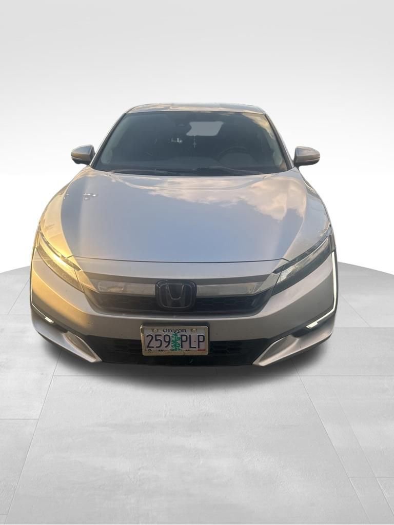 Used 2018 Honda Clarity Touring image 2