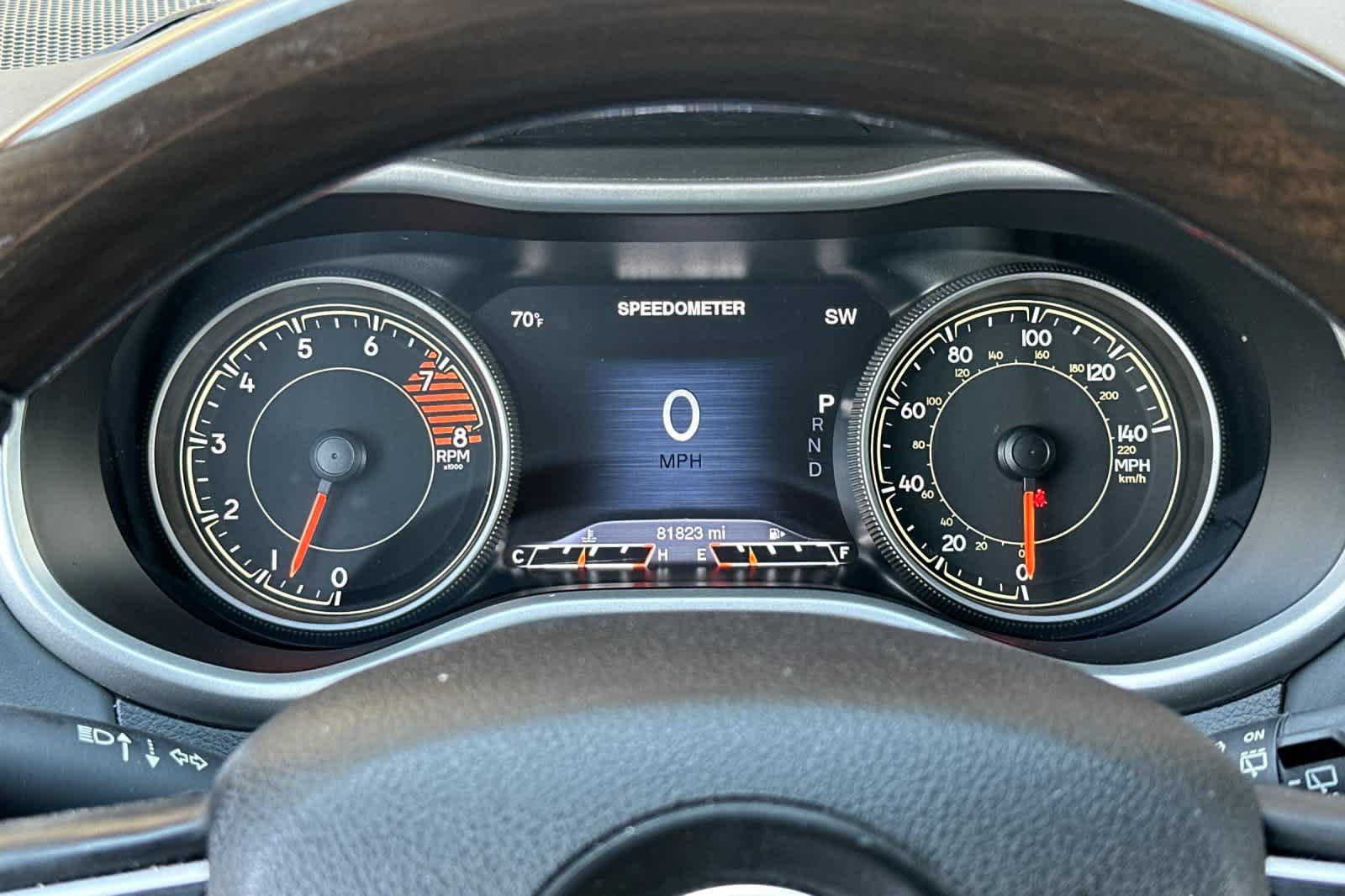 Used 2018 Jeep Cherokee Overland AWD/4WD image 29