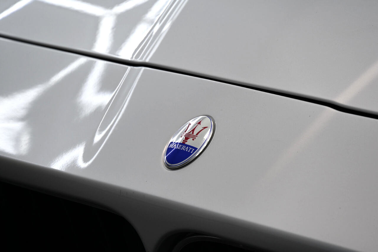 Used 2014 Maserati GranTurismo Sport image 9