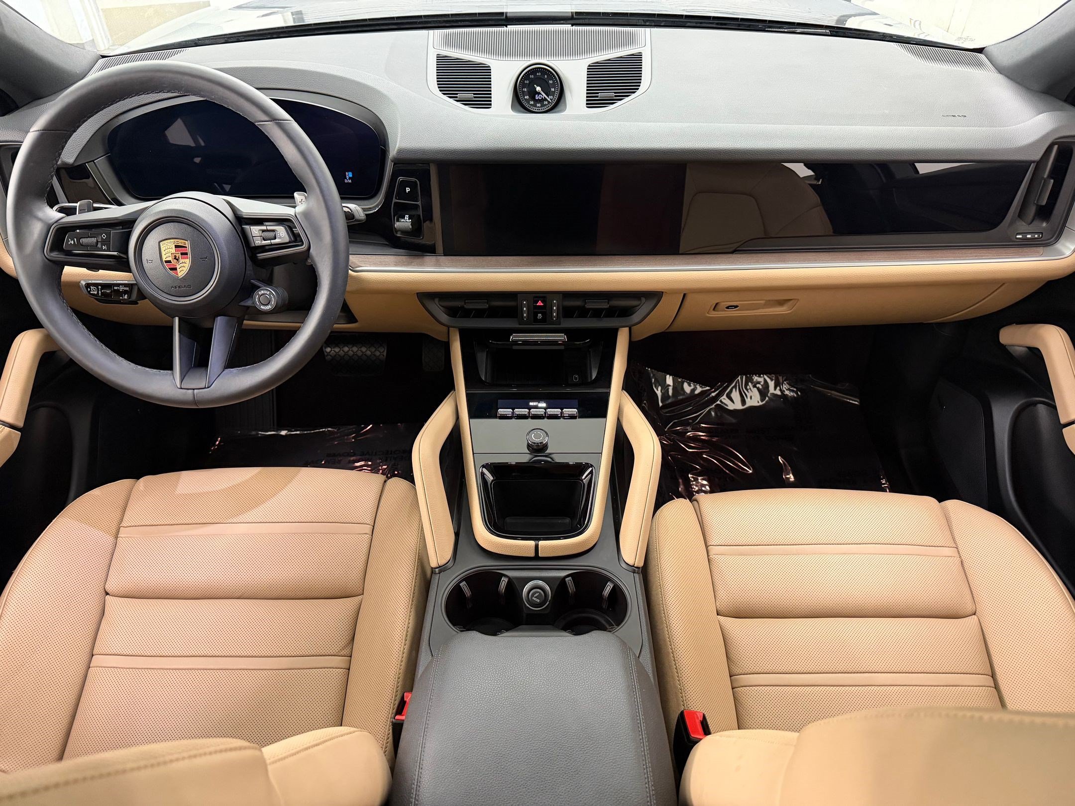 Certified 2026 Porsche Cayenne Coupe AWD/4WD image 16
