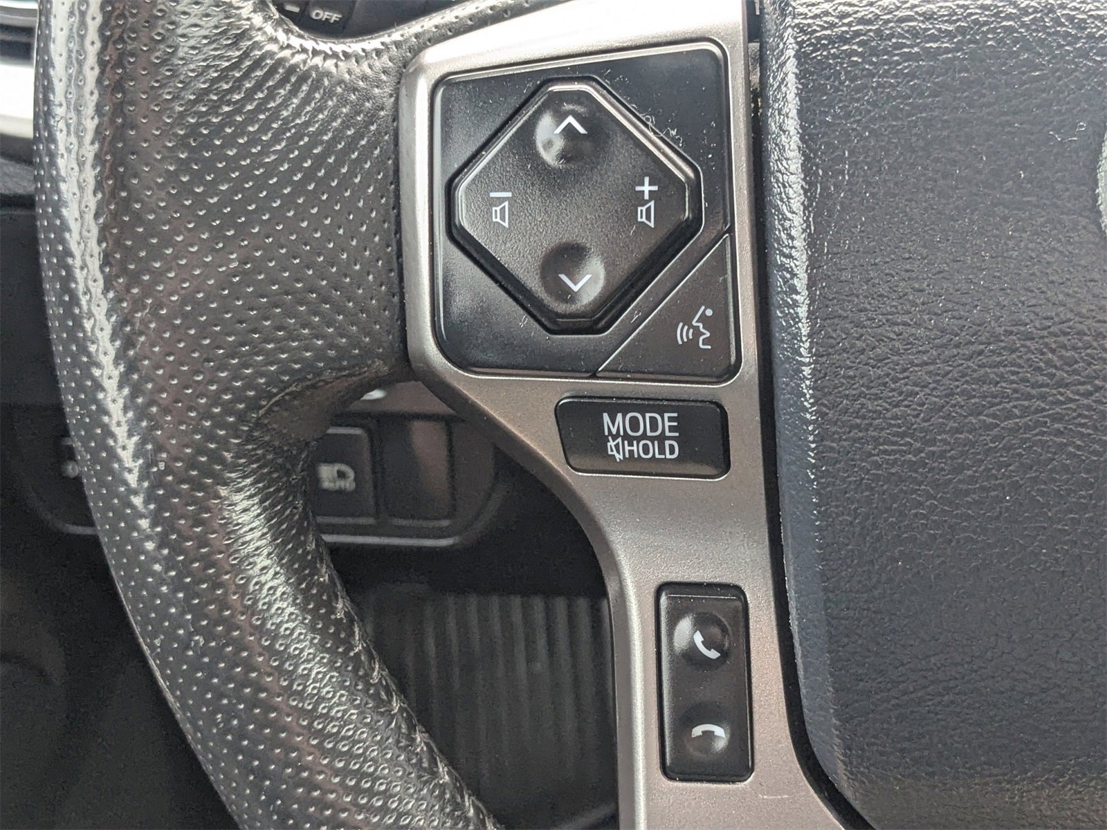 Used 2019 Toyota Tacoma SR5 image 26