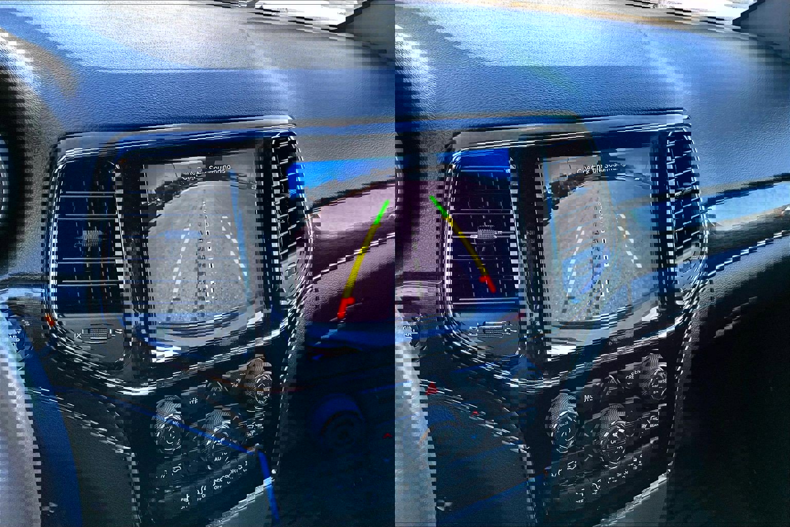 Used 2020 Jeep Grand Cherokee Trailhawk image 14