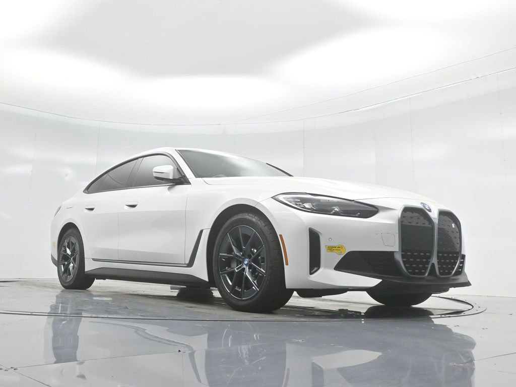 Used 2022 BMW i4 eDrive40 w/ Premium Package image 46