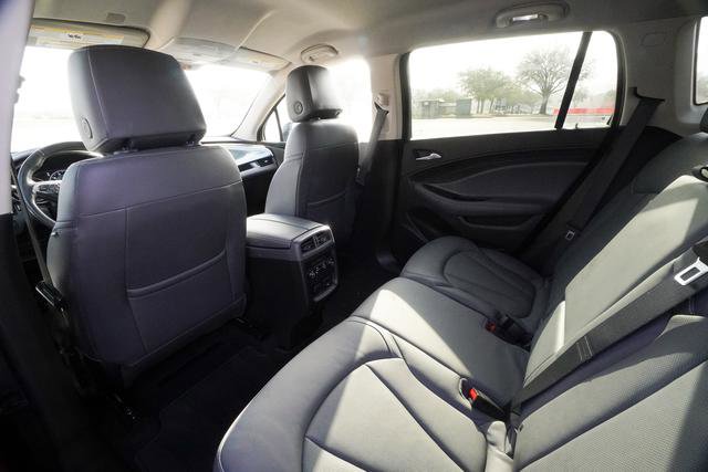 Used 2020 Buick Envision Premium w/ LPO, Road Trip Package AWD/4WD image 29