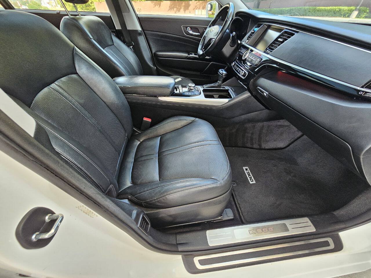 Used 2015 Kia K900 Premium RWD image 7