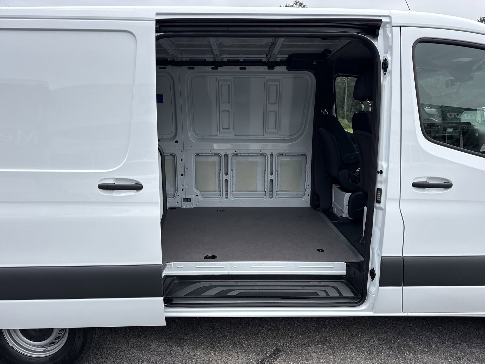 New 2026 Mercedes-Benz Sprinter 2500 image 11