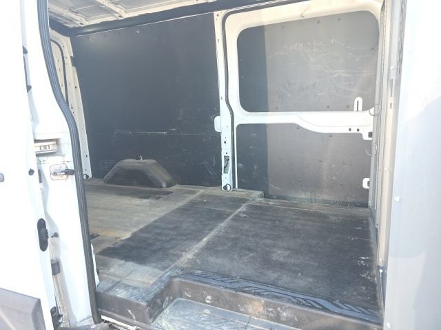 Used 2019 Ford Transit 250 148 Medium Roof RWD image 7
