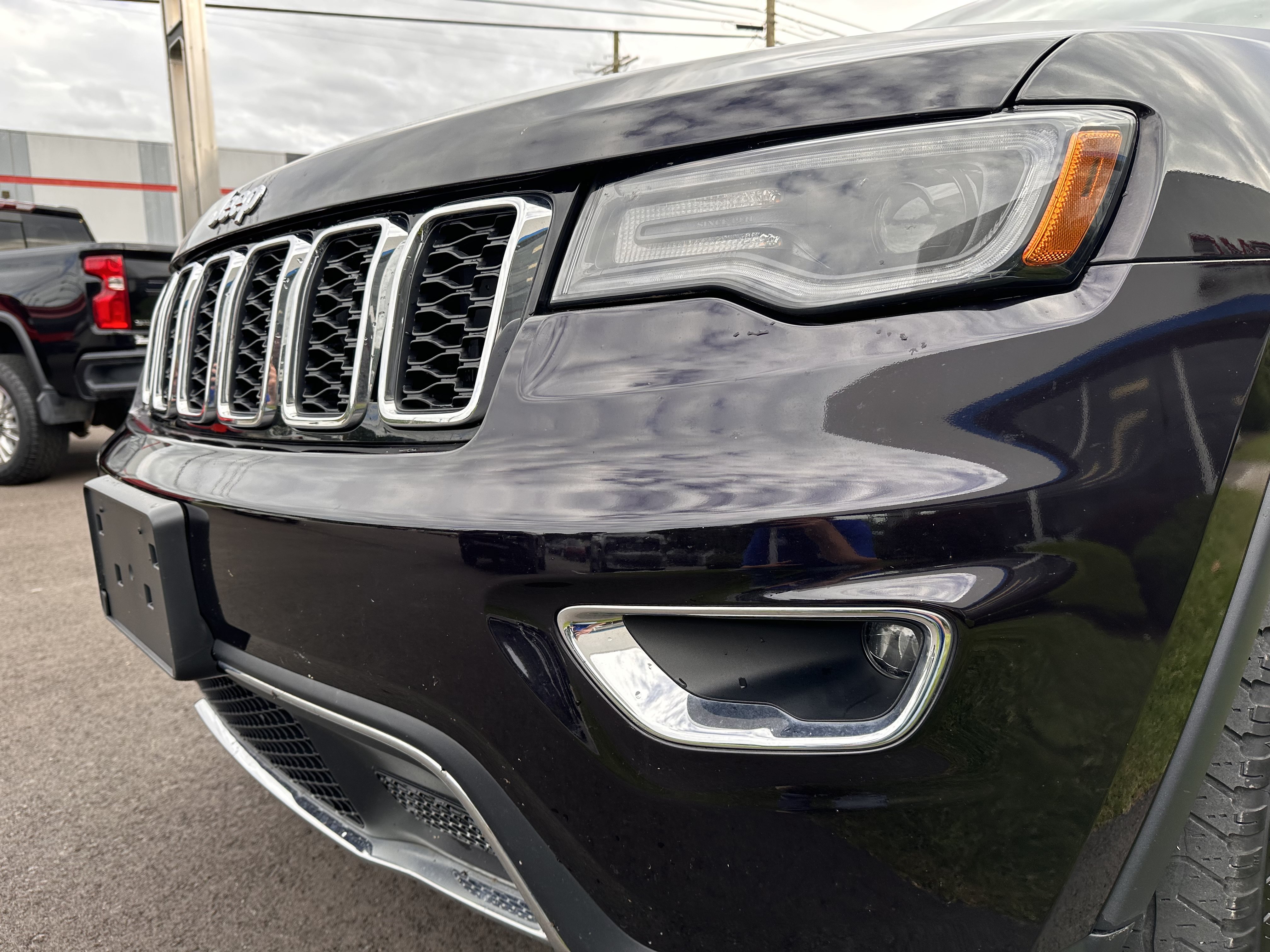 Used 2020 Jeep Grand Cherokee Limited w/ Premium Lighting Group AWD/4WD image 10