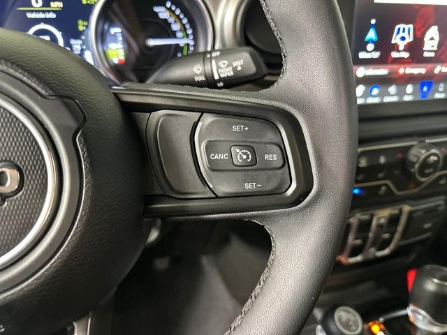 Used 2023 Jeep Wrangler Unlimited w/ Cold Weather Group image 15