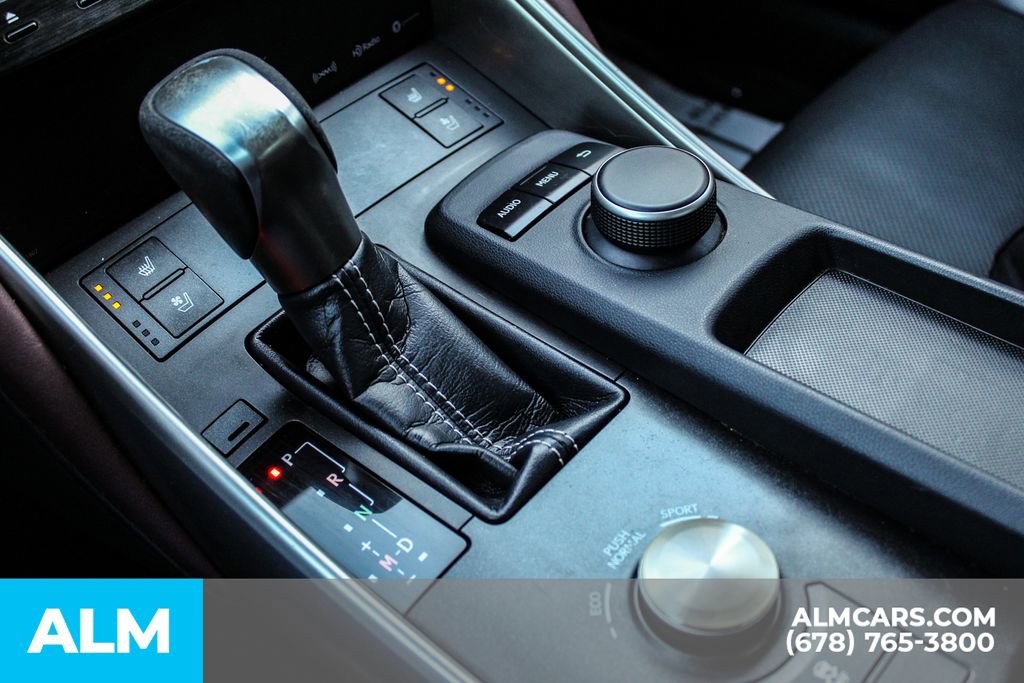 Used 2017 Lexus IS 200t w/ Premium Package image 31