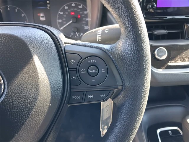 Certified 2025 Toyota Corolla LE image 15