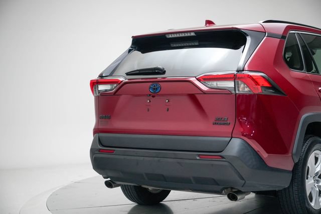 Used 2021 Toyota RAV4 XLE w/ Convenience Package AWD/4WD image 15