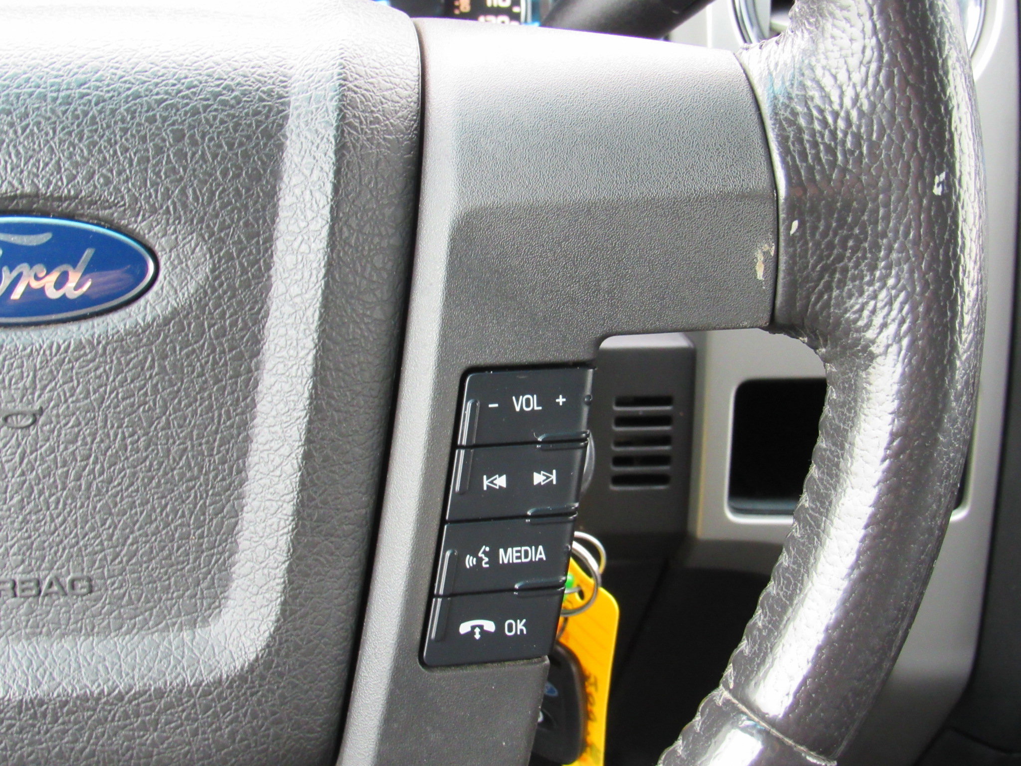 Used 2014 Ford F150 XLT w/ XLT Chrome Package image 20