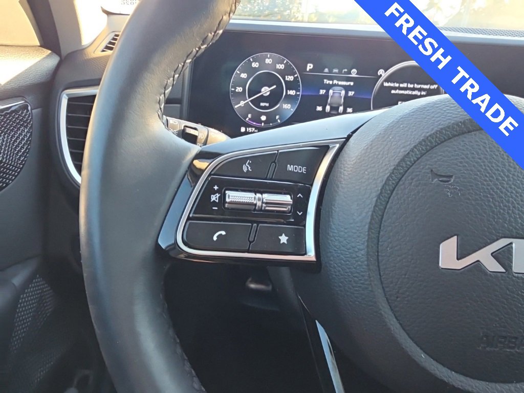 Used 2025 Kia Seltos EX w/ EX Sunroof Package image 15