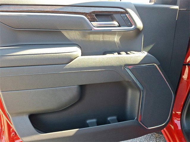 New 2026 GMC Sierra 1500 Elevation image 8