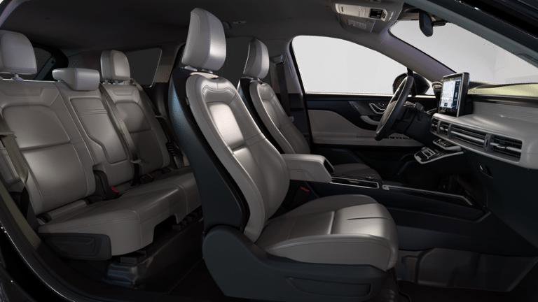 New 2026 Lincoln Corsair Premiere image 5