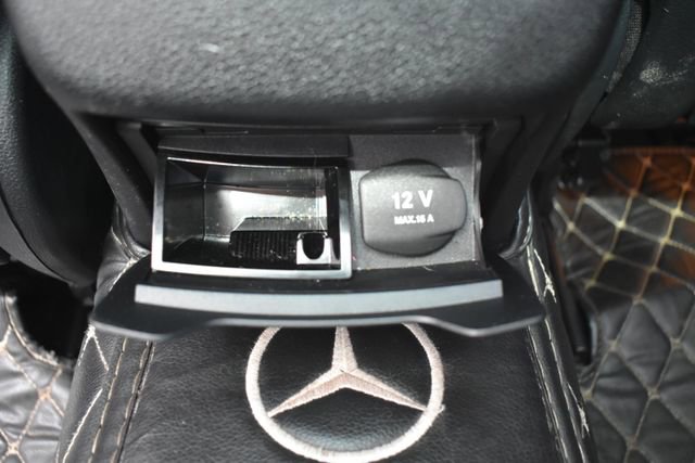 Used 2015 Mercedes-Benz C 300 4MATIC Sedan w/ Premium 1 Package image 36