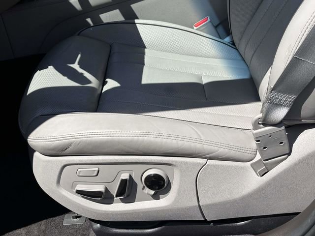 Used 2018 Genesis G80 3.8 w/ Option Group 03 AWD/4WD image 5