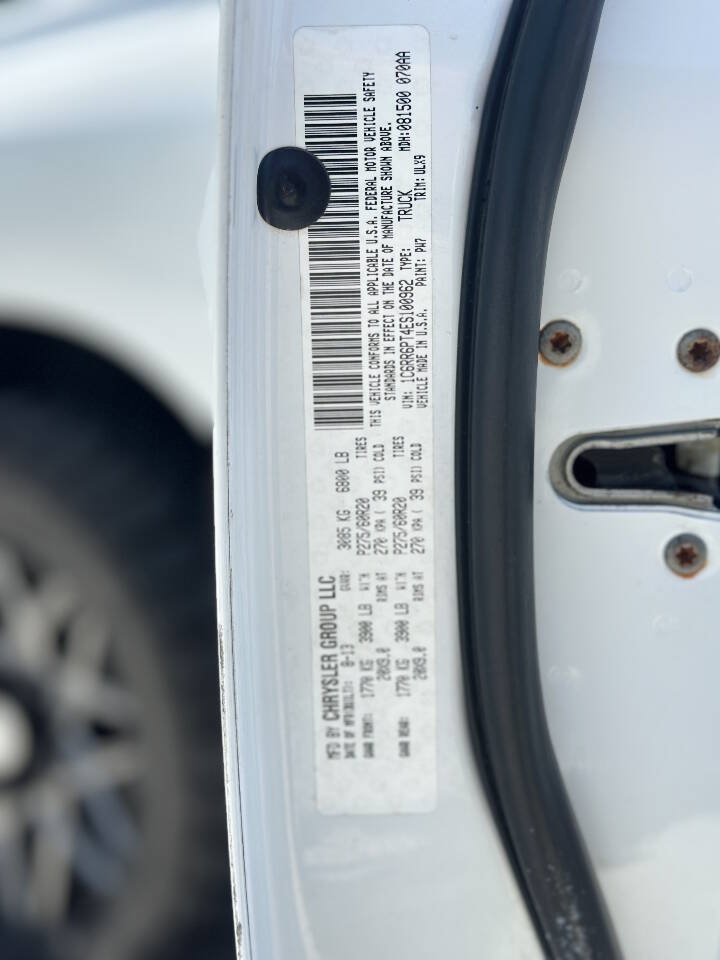 Used 2014 RAM 1500 Limited RWD image 37
