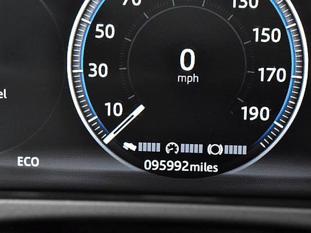 Used 2017 Jaguar F-PACE R-Sport image 24