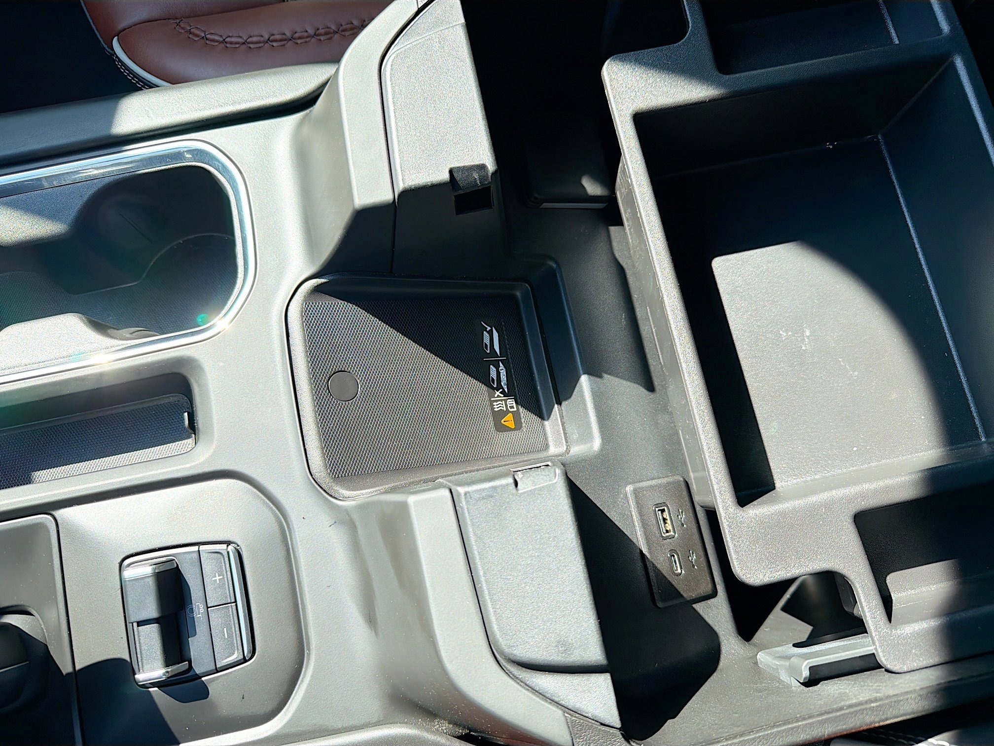 Used 2025 GMC Sierra 1500 Denali Ultimate image 30