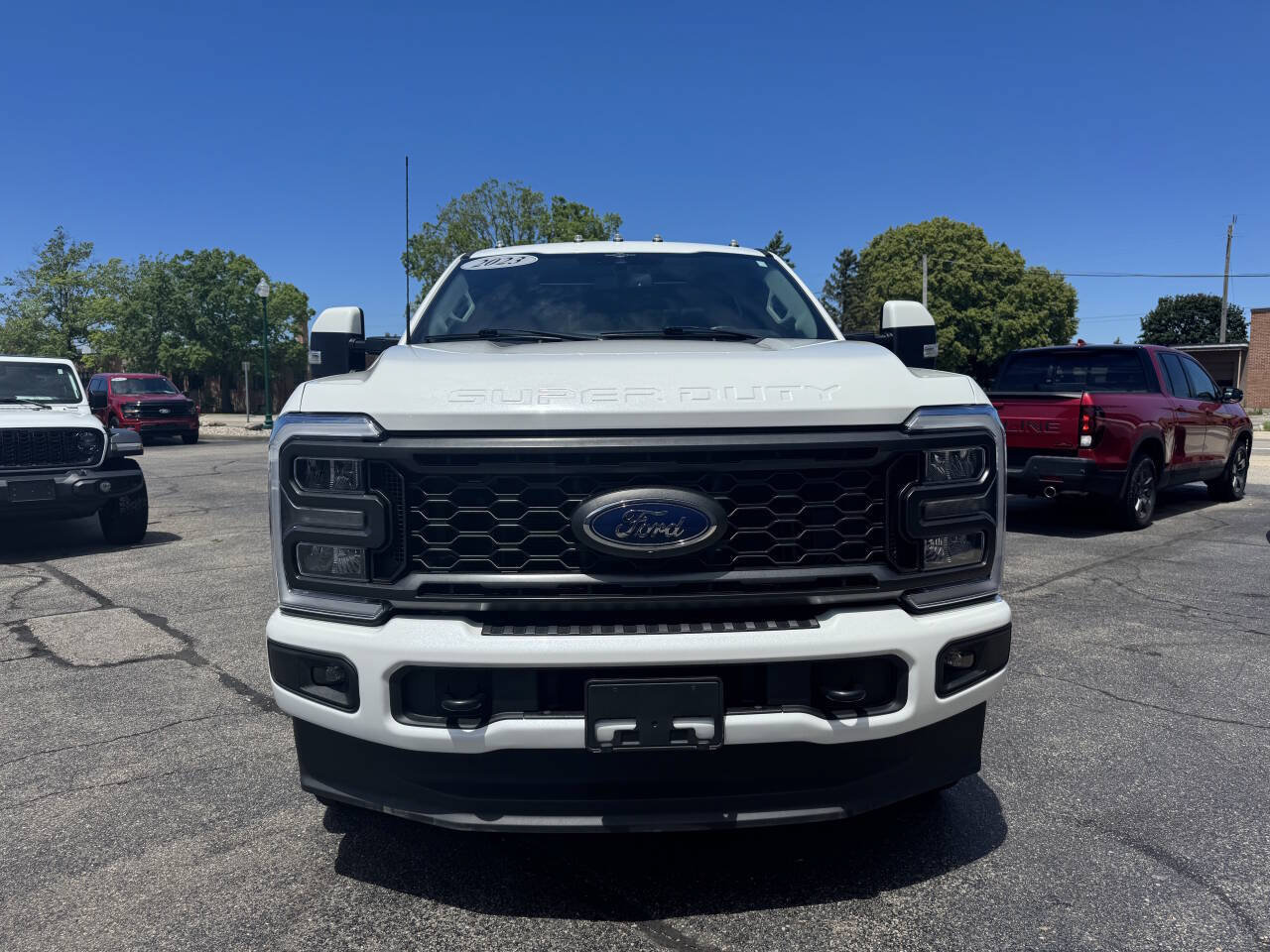 Used 2023 Ford F250 Lariat w/ Sport Appearance Package AWD/4WD image 5