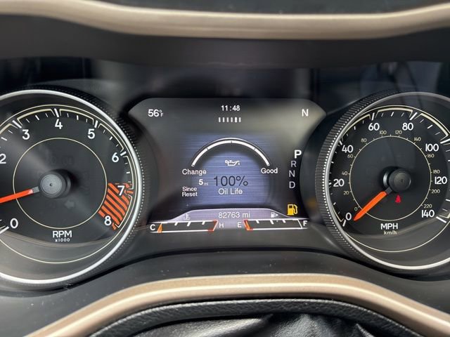 Used 2015 Jeep Cherokee Limited w/ Luxury Group AWD/4WD image 39
