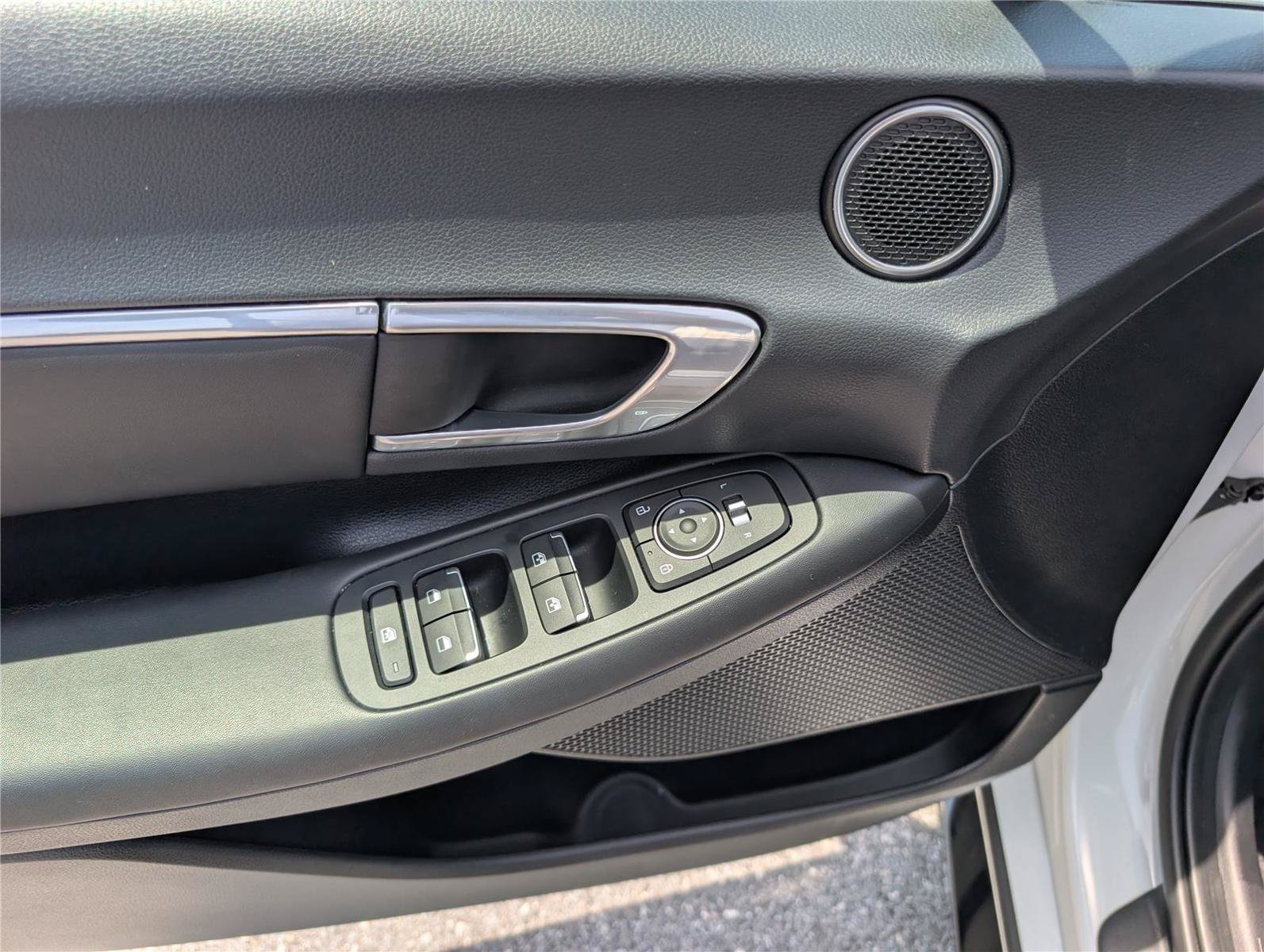 Used 2022 Hyundai Sonata SEL FWD image 17