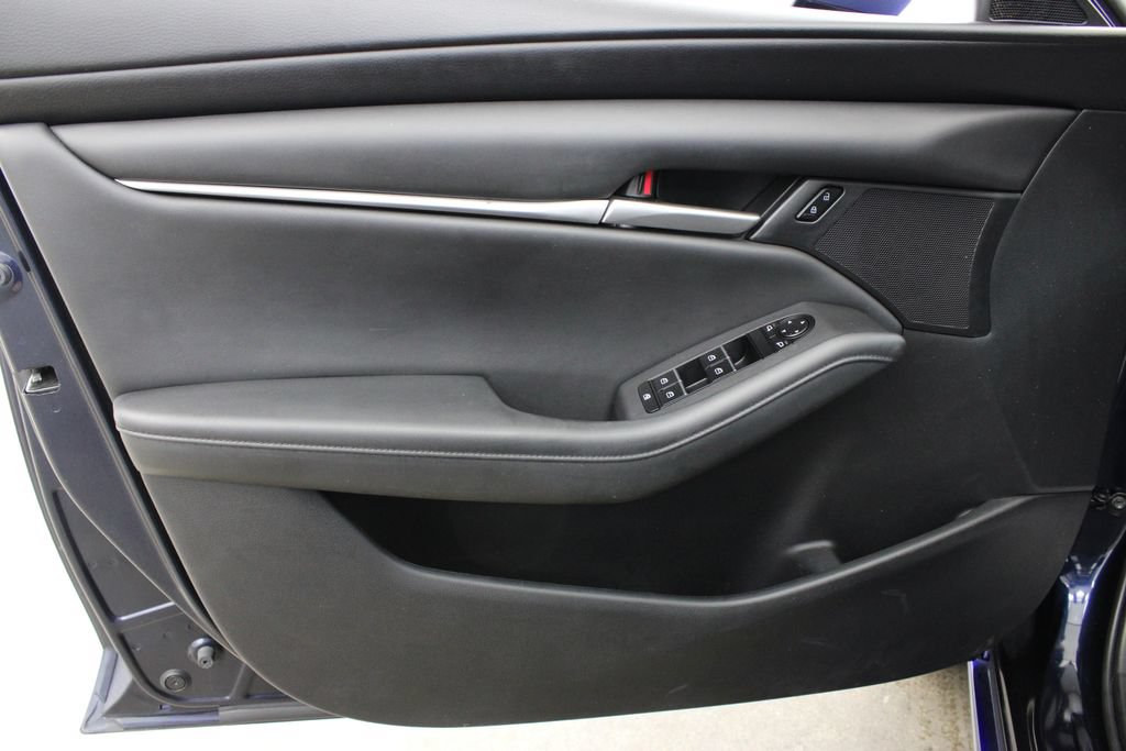 Used 2020 MAZDA MAZDA3 Sedan w/ Select Package FWD image 16