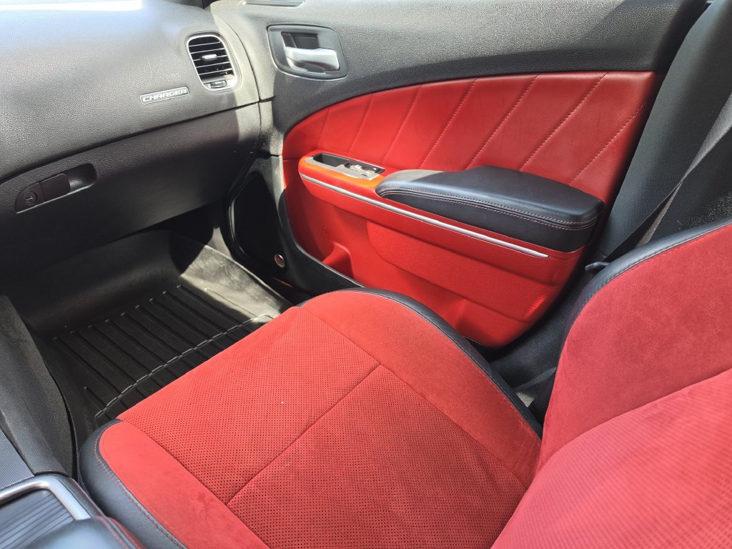 Certified 2016 Dodge Charger R/T RWD image 15