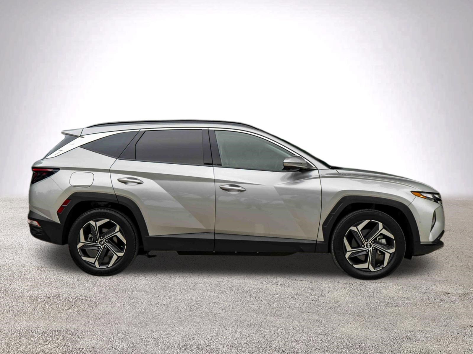 Used 2024 Hyundai Tucson Limited AWD/4WD image 10