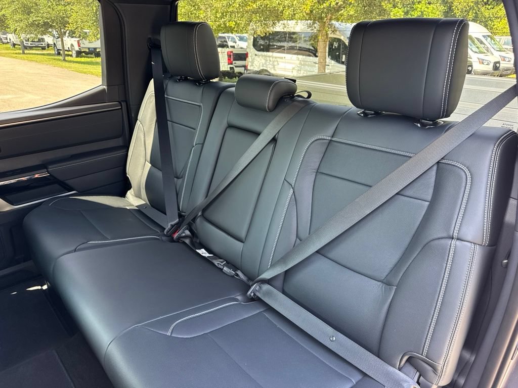 Used 2026 Toyota Tundra Limited AWD/4WD image 11