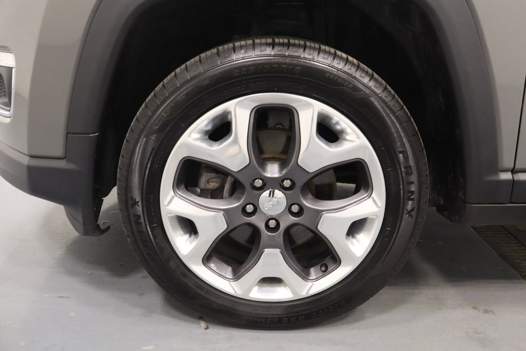 Used 2020 Jeep Compass Limited image 24
