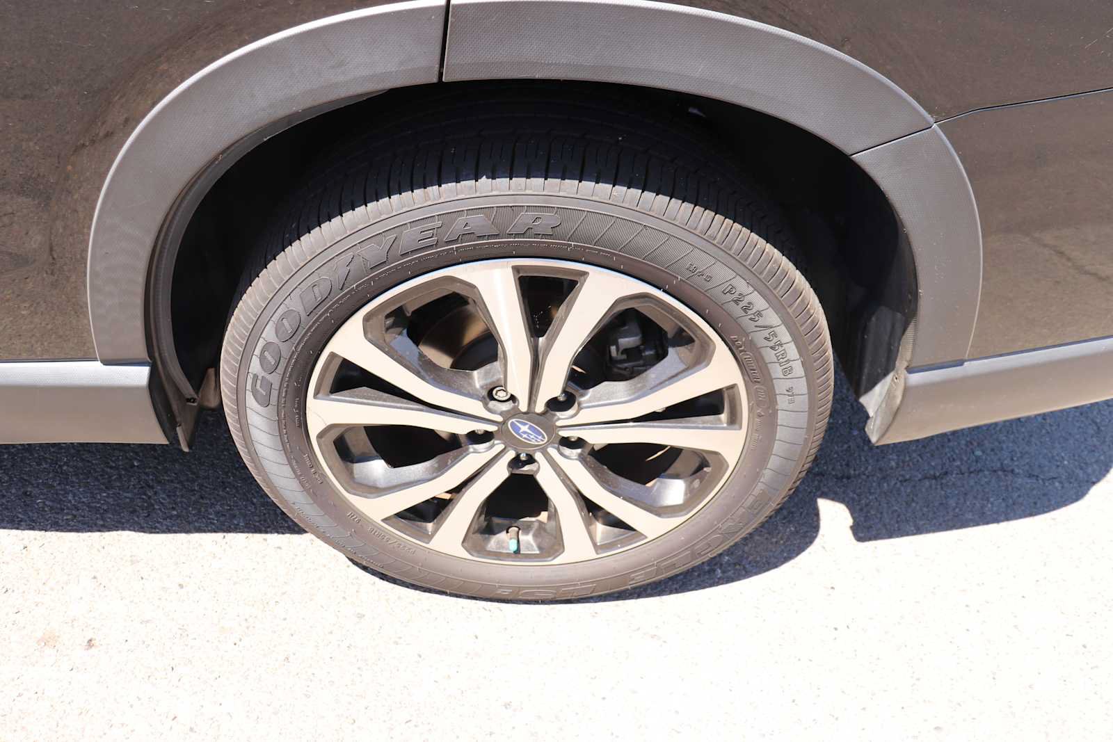 Used 2019 Subaru Forester Limited AWD/4WD image 9